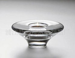 水晶燭臺(tái) 光影交織的藝術(shù)品與饋贈(zèng)佳選